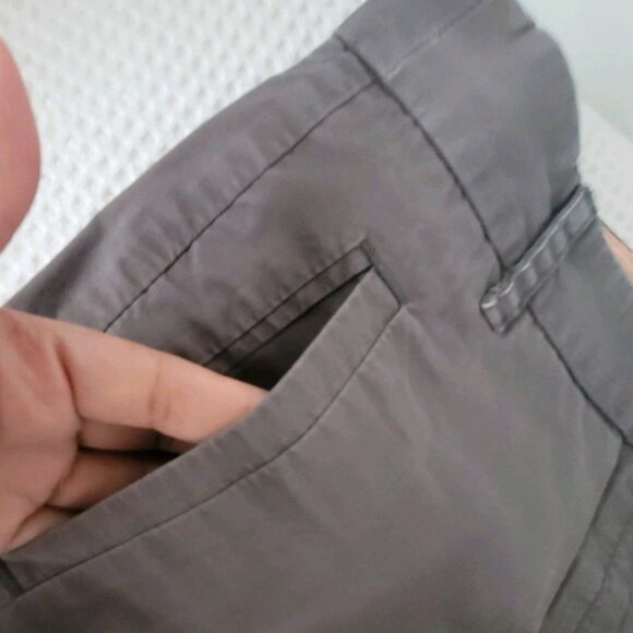 j.Crew womens size 6 Bermuda flat front Twill Stretch summer Khaki Chino Shorts - Picture 5 of 12